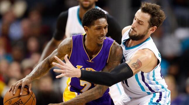 围内形成对 围内形成对